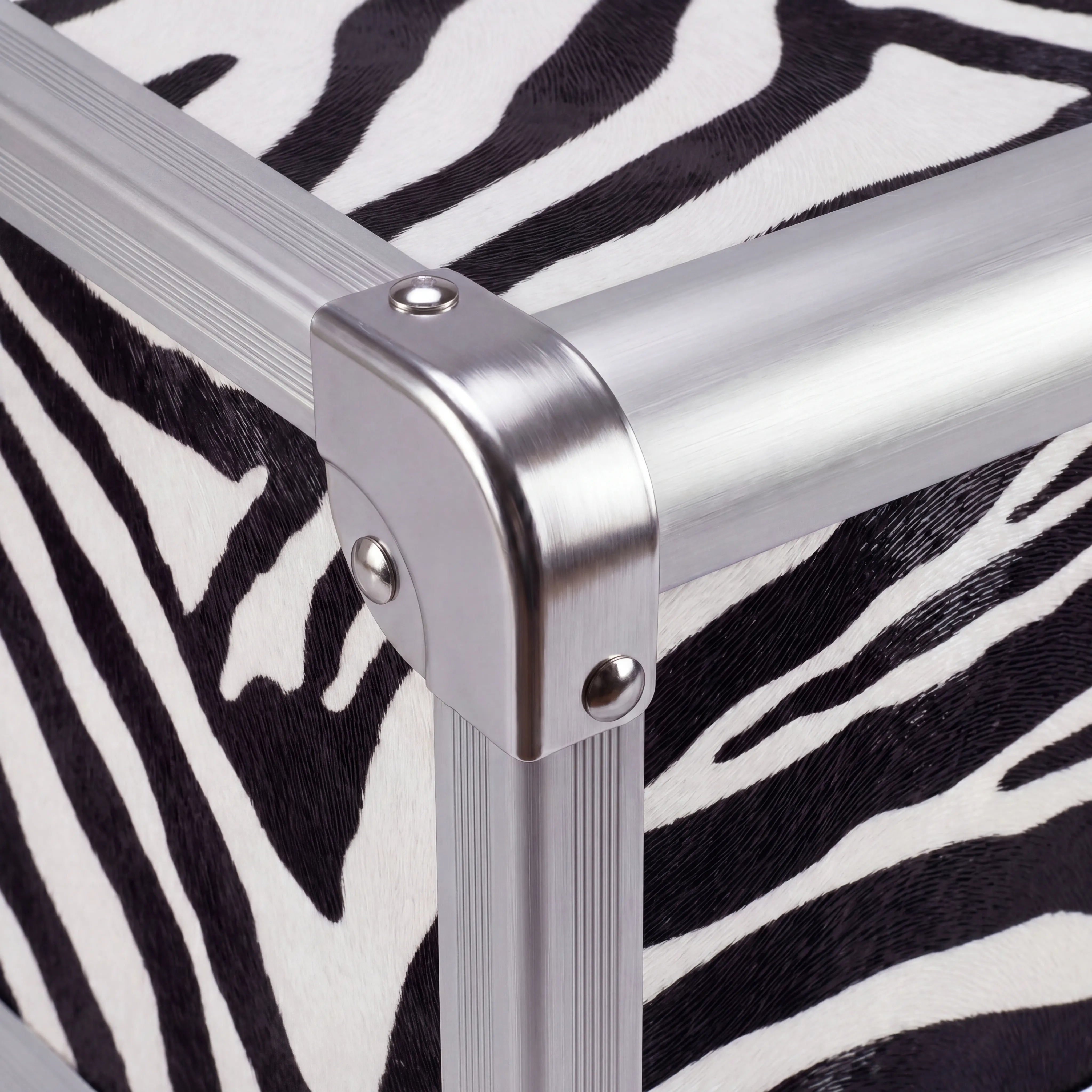 Kosmetikkoffer Aluminium Zebra Design rund
