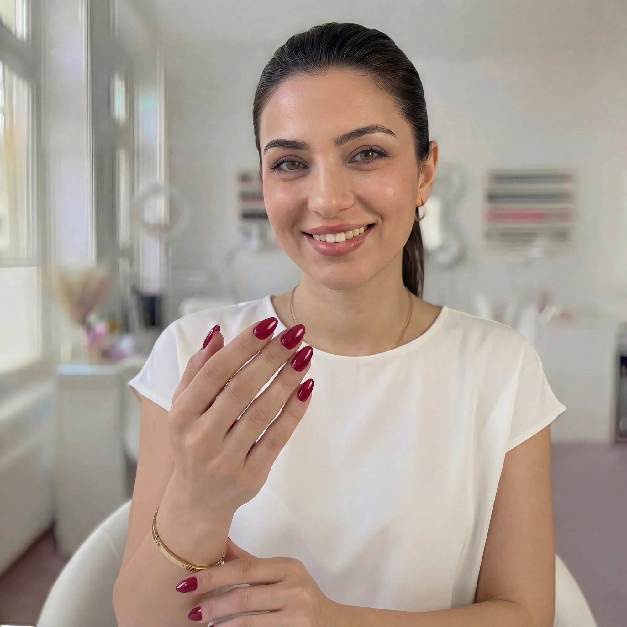 N&BF Shellac Cranberry Red 12ml
