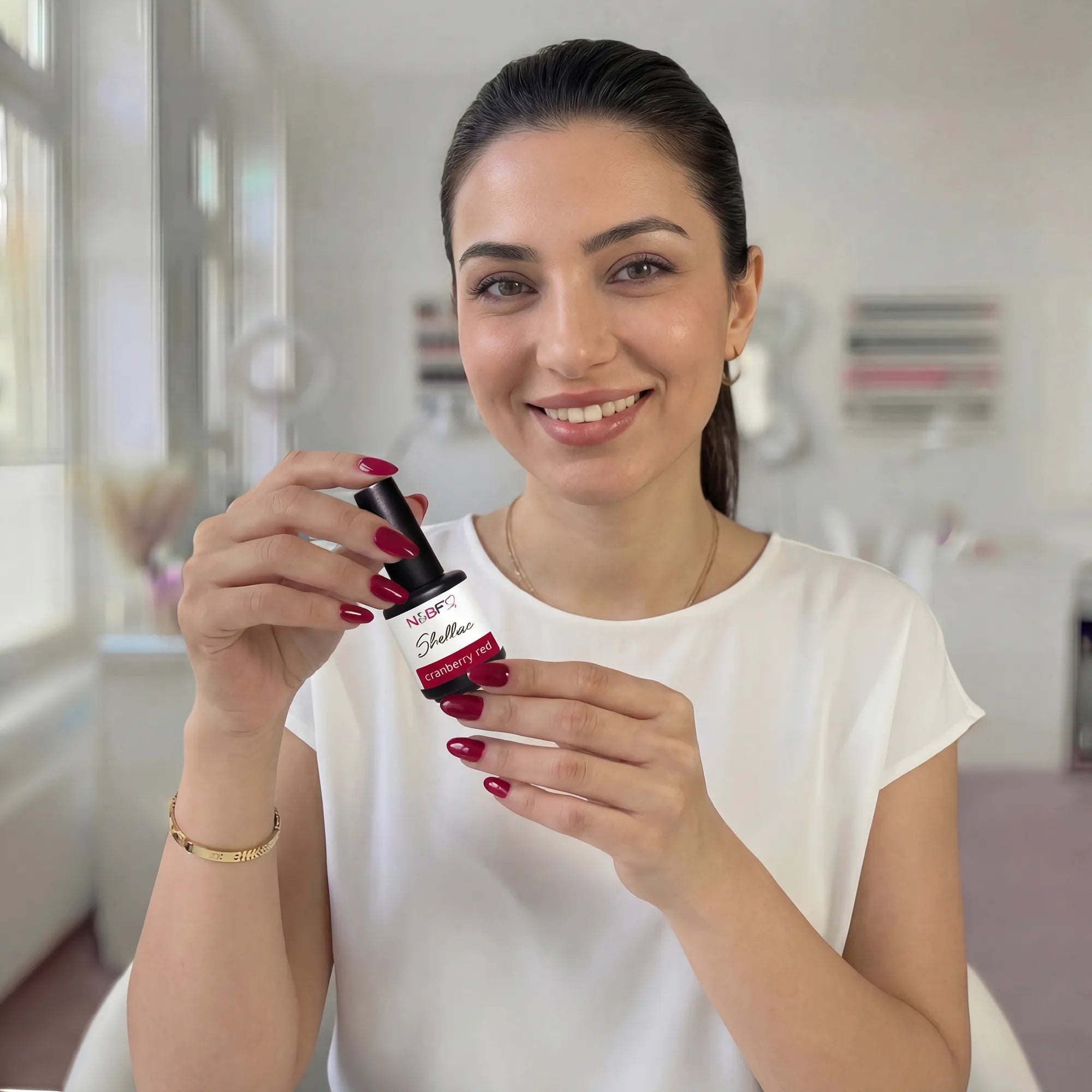 N&BF Shellac Cranberry Red 12ml